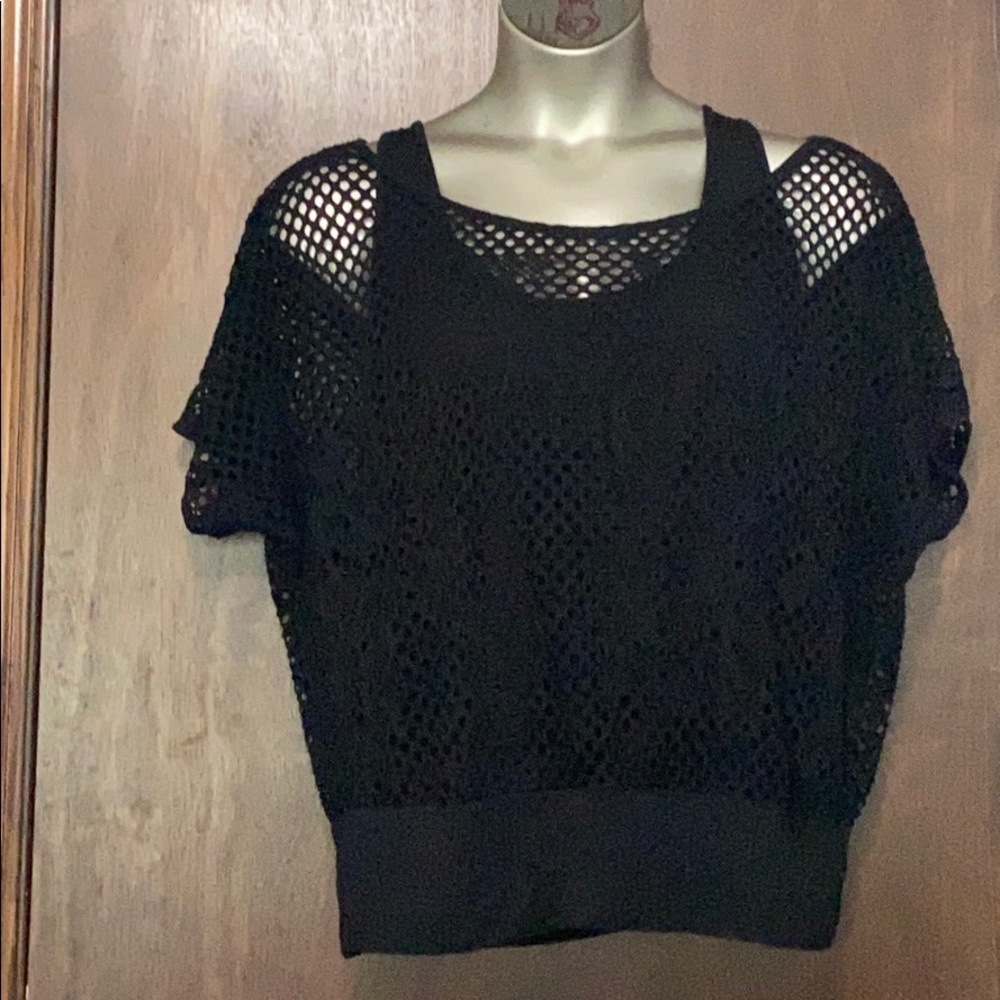 Black 2x Tank top with Crochet Cover